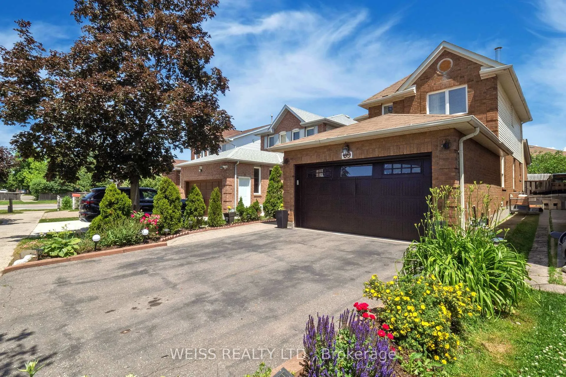 Photo 5 of 69 Wooliston Crescent, Brampton, Fletcher's West — HOMEH