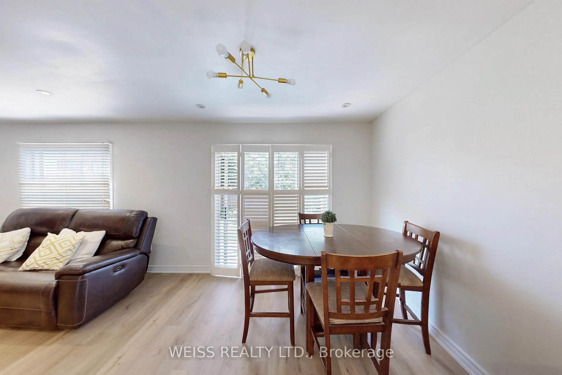 Photo 13 of 69 Wooliston Crescent, Brampton, Fletcher's West — HOMEH