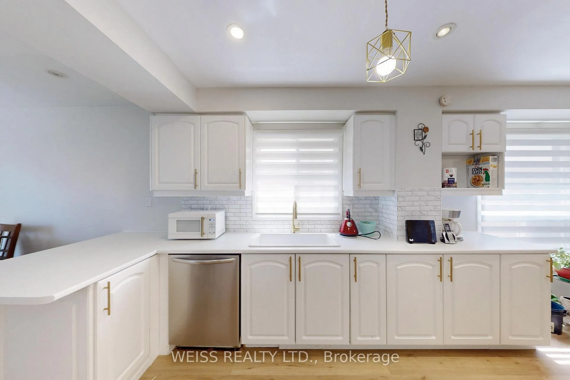 Photo 17 of 69 Wooliston Crescent, Brampton, Fletcher's West — HOMEH