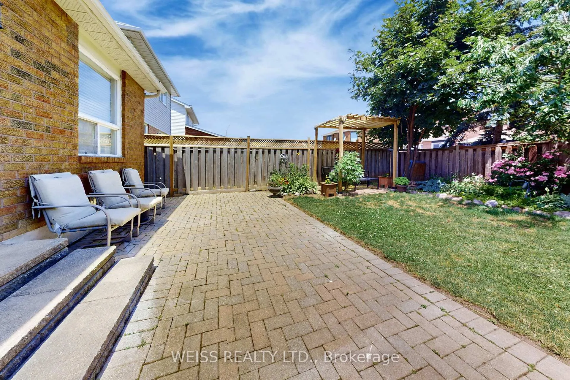 Photo 48 of 69 Wooliston Crescent, Brampton, Fletcher's West — HOMEH