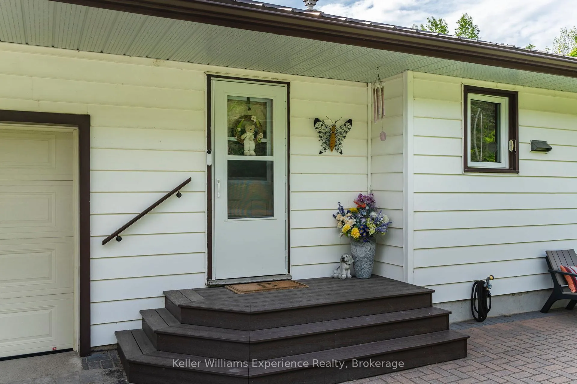 Photo 3 of 450 Concession 11 Road E, Tiny, Rural Tiny — HOMEH