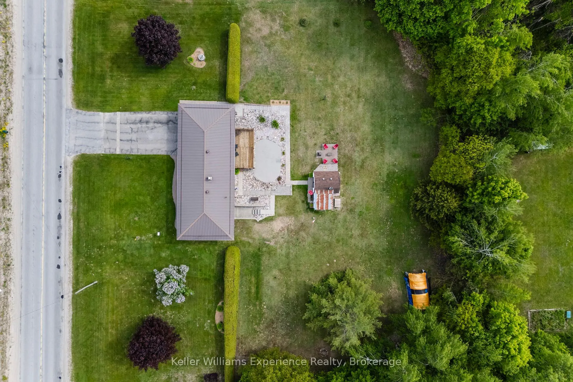 Photo 31 of 450 Concession 11 Road E, Tiny, Rural Tiny — HOMEH