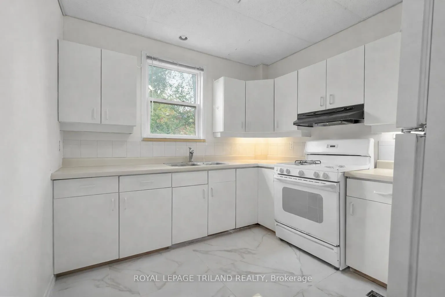 Photo 7 of Unit 2, 22 Mitchell Street, St. Thomas — HOMEH