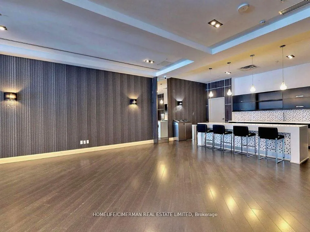 Photo 7 of Unit 1512, 75 North Park Road, Vaughan, Beverley Glen — HOMEH