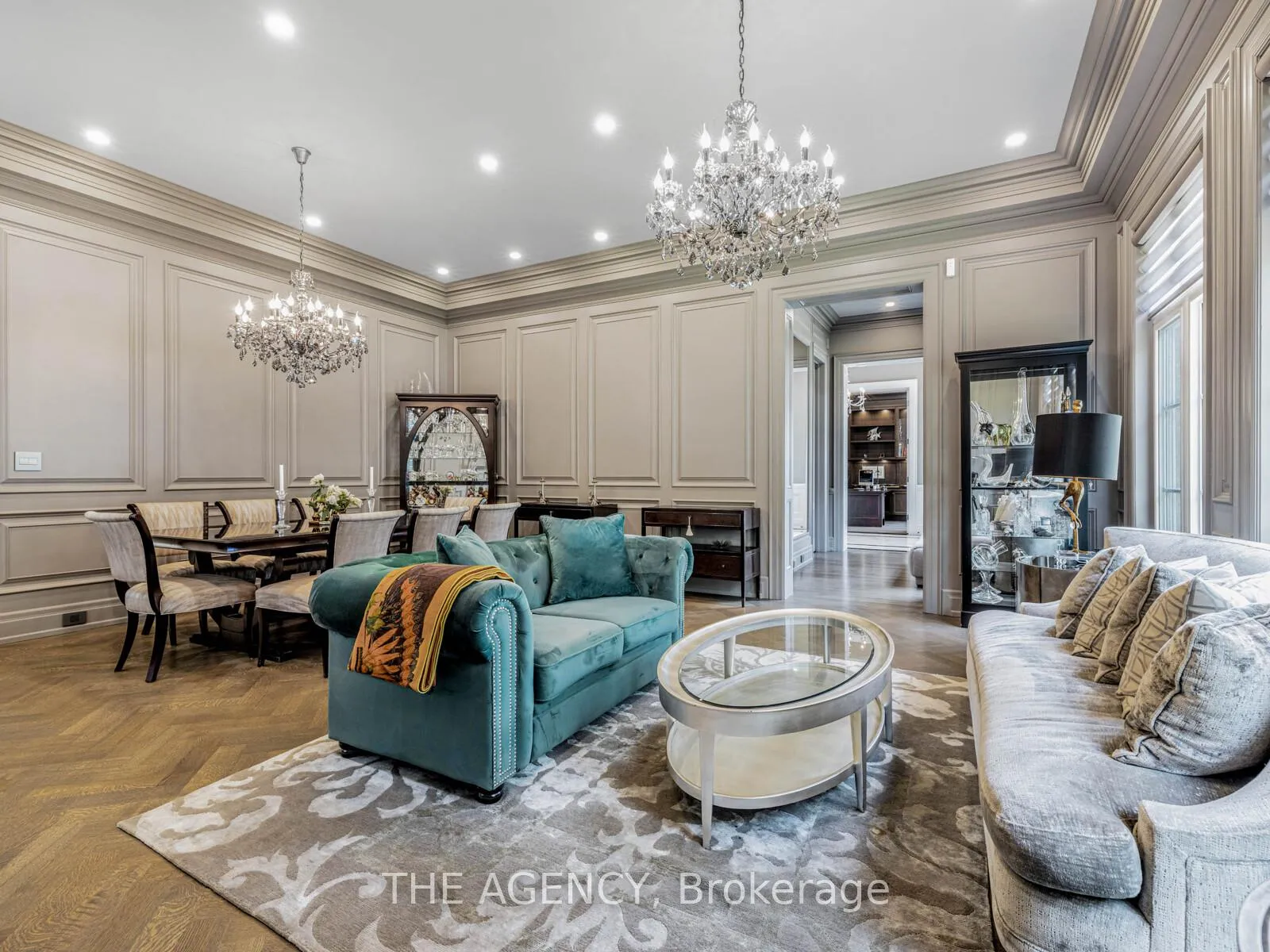 Photo 9 of 1 Suncrest Drive, North York, Bridle Path-Sunnybrook-York Mills — HOMEH