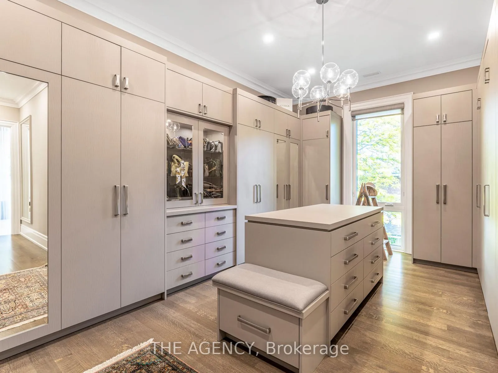 Photo 22 of 1 Suncrest Drive, North York, Bridle Path-Sunnybrook-York Mills — HOMEH