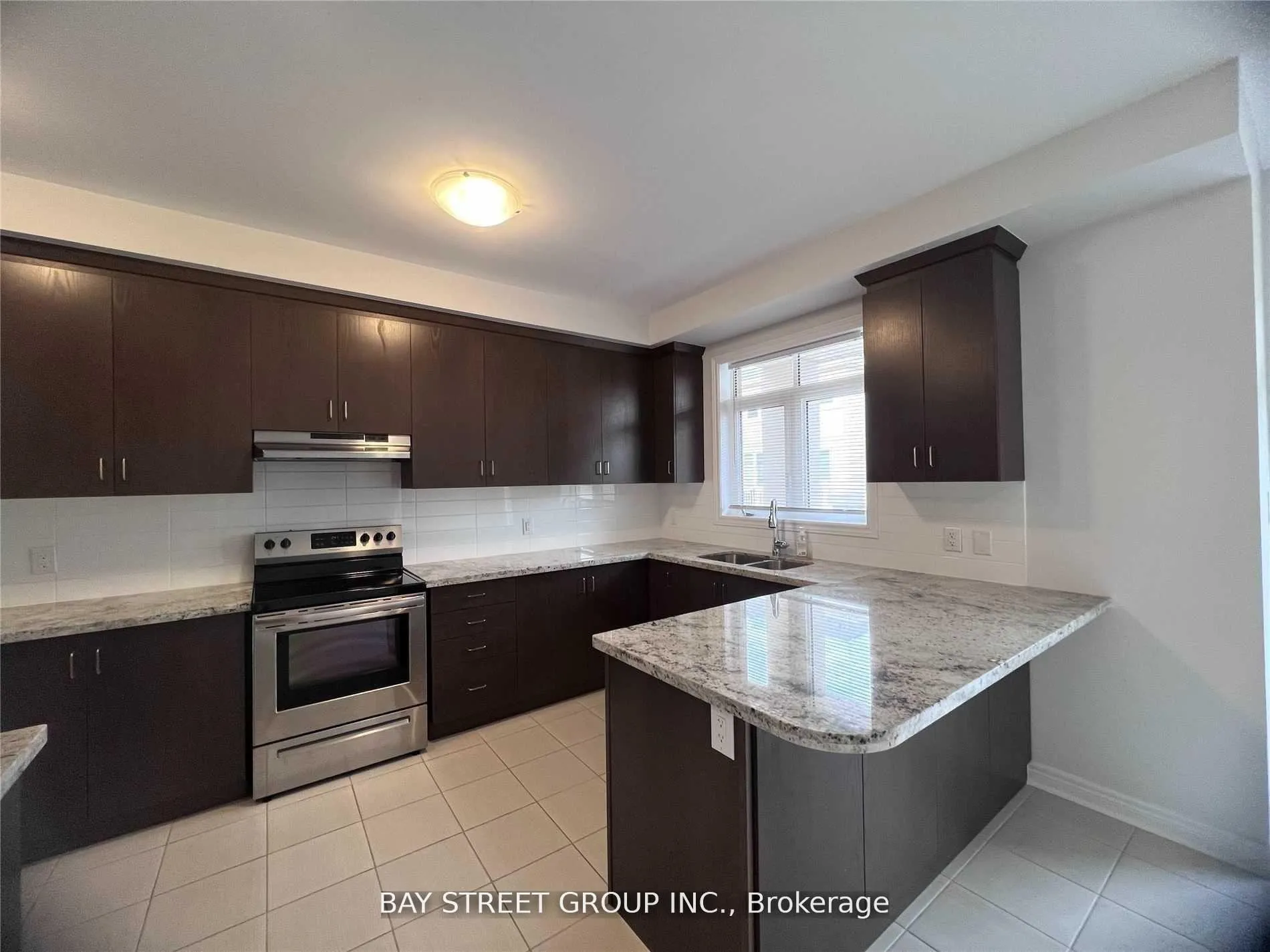 Photo 6 of 3325 Carding Mill Trail, Oakville, Glenorchy — HOMEH