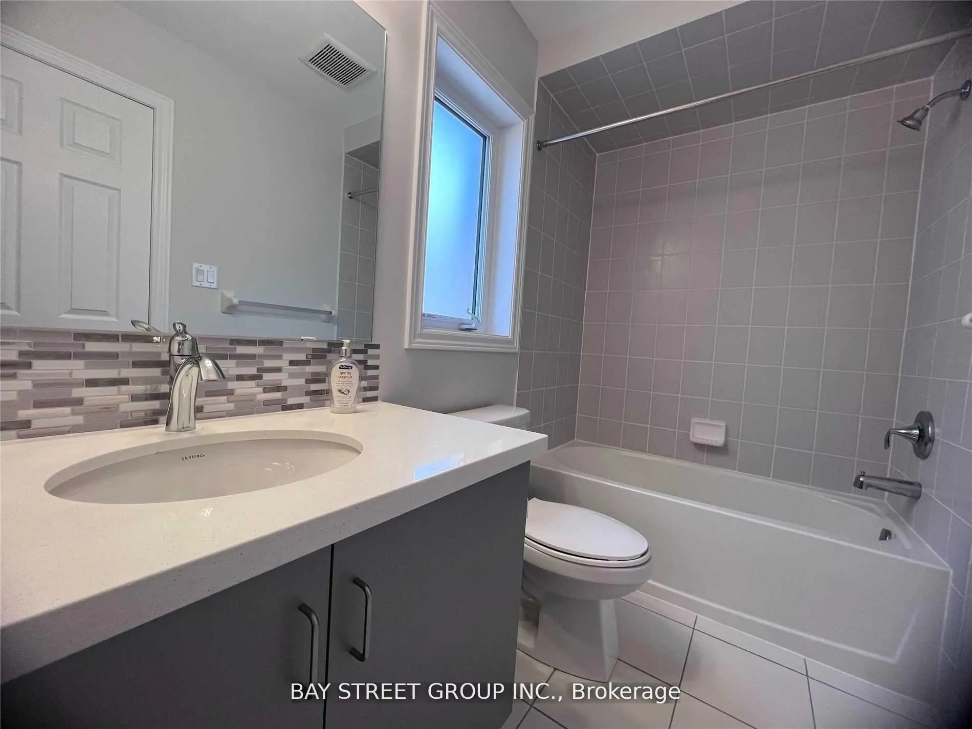 Photo 12 of 3325 Carding Mill Trail, Oakville, Glenorchy — HOMEH