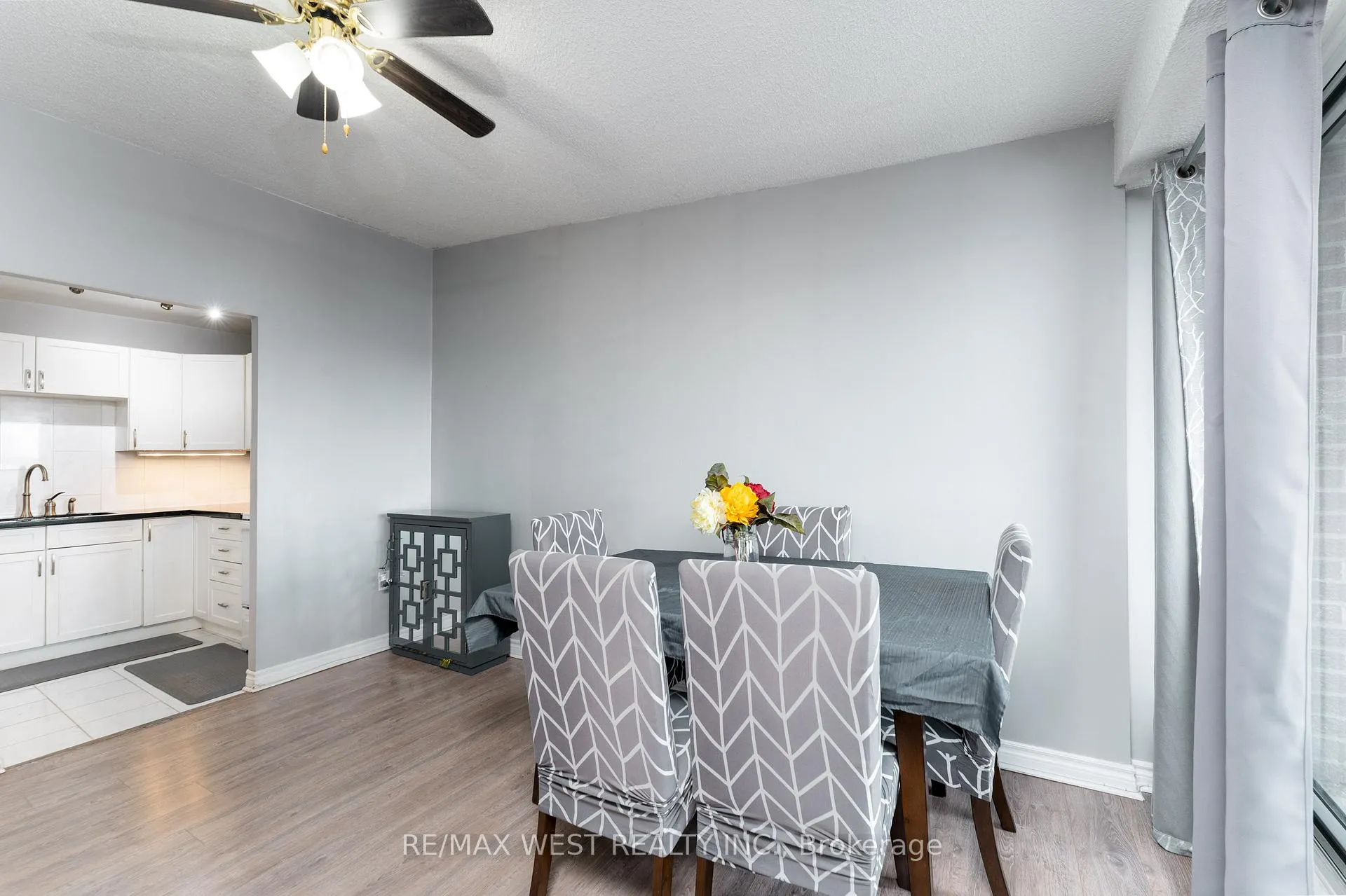 Photo 8 of Unit 612, 4062 Lawrence Avenue E, Scarborough, West Hill — HOMEH