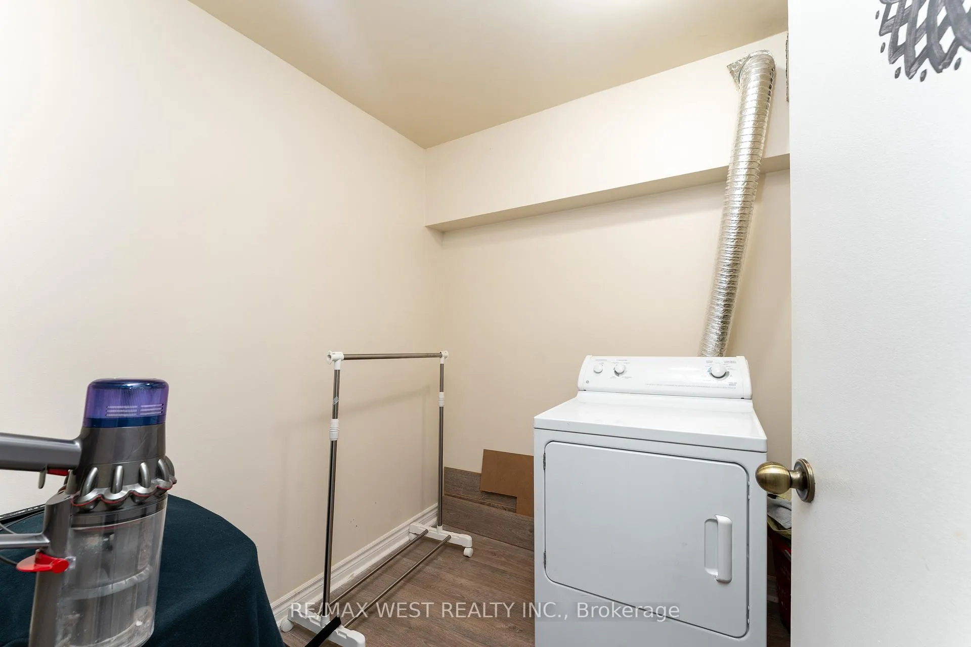 Photo 18 of Unit 612, 4062 Lawrence Avenue E, Scarborough, West Hill — HOMEH