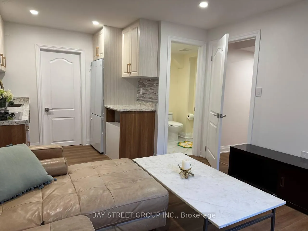 Photo 3 of 49 Chiara Drive, Vaughan, Vellore Village — HOMEH
