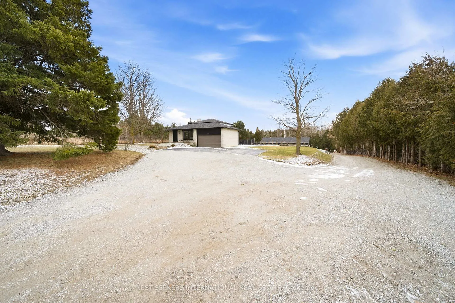Photo 2 of 5105 Lloydtown Aurora Road, King, Pottageville — HOMEH
