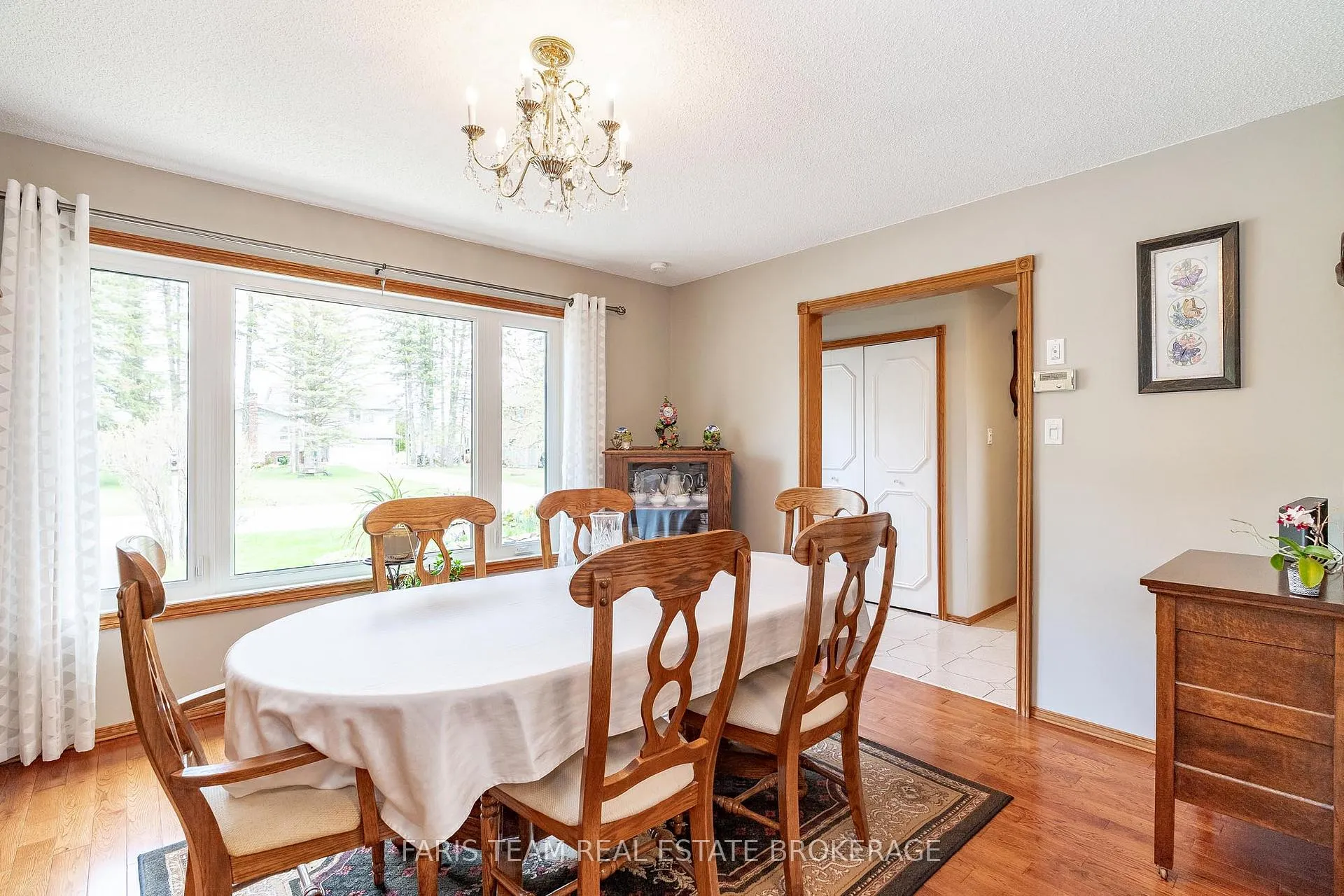 Photo 12 of 856 Church Drive, Innisfil, Lefroy — HOMEH