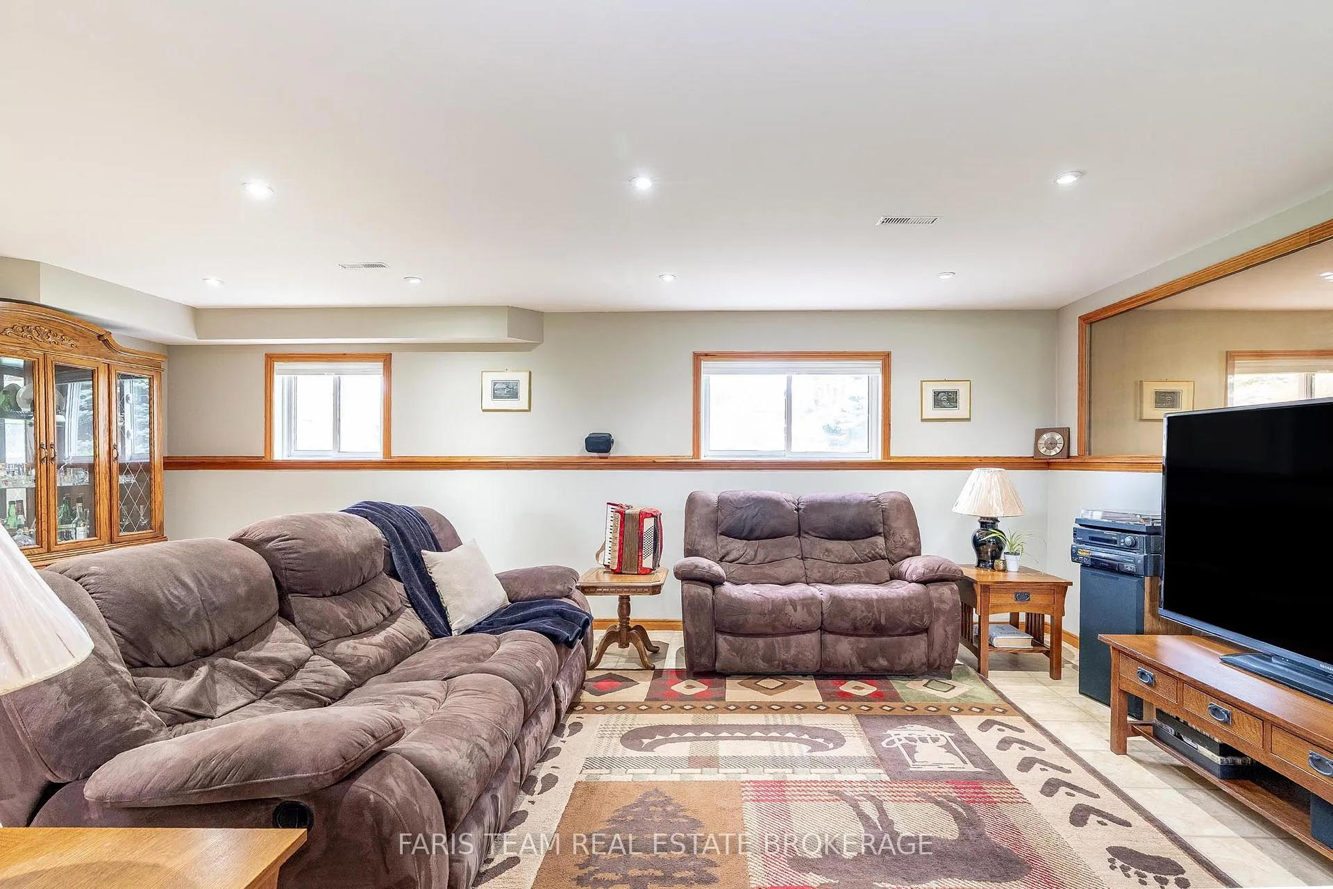 Photo 22 of 856 Church Drive, Innisfil, Lefroy — HOMEH