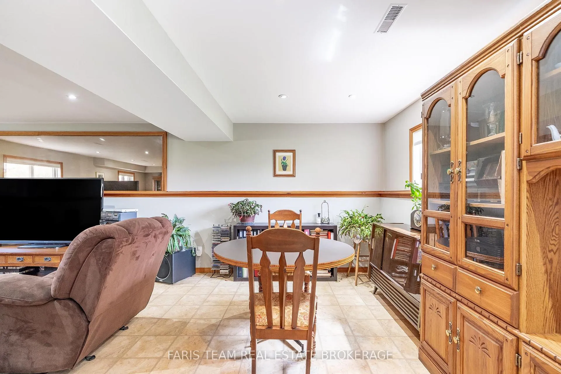 Photo 24 of 856 Church Drive, Innisfil, Lefroy — HOMEH