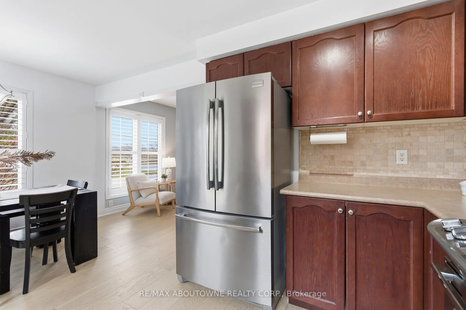 Photo 17 of 5655 Adele Road, Burlington, Appleby — HOMEH
