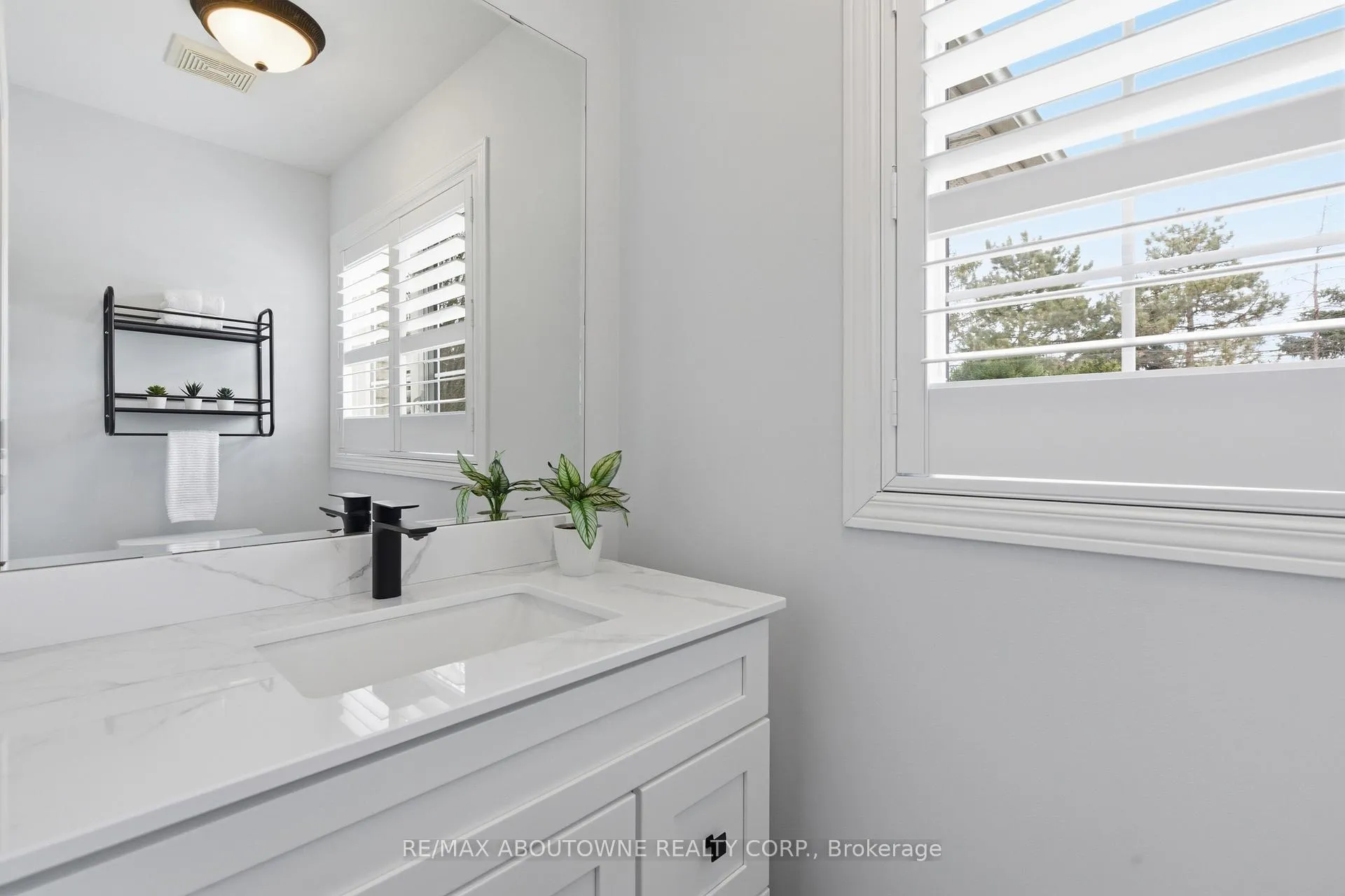 Photo 19 of 5655 Adele Road, Burlington, Appleby — HOMEH