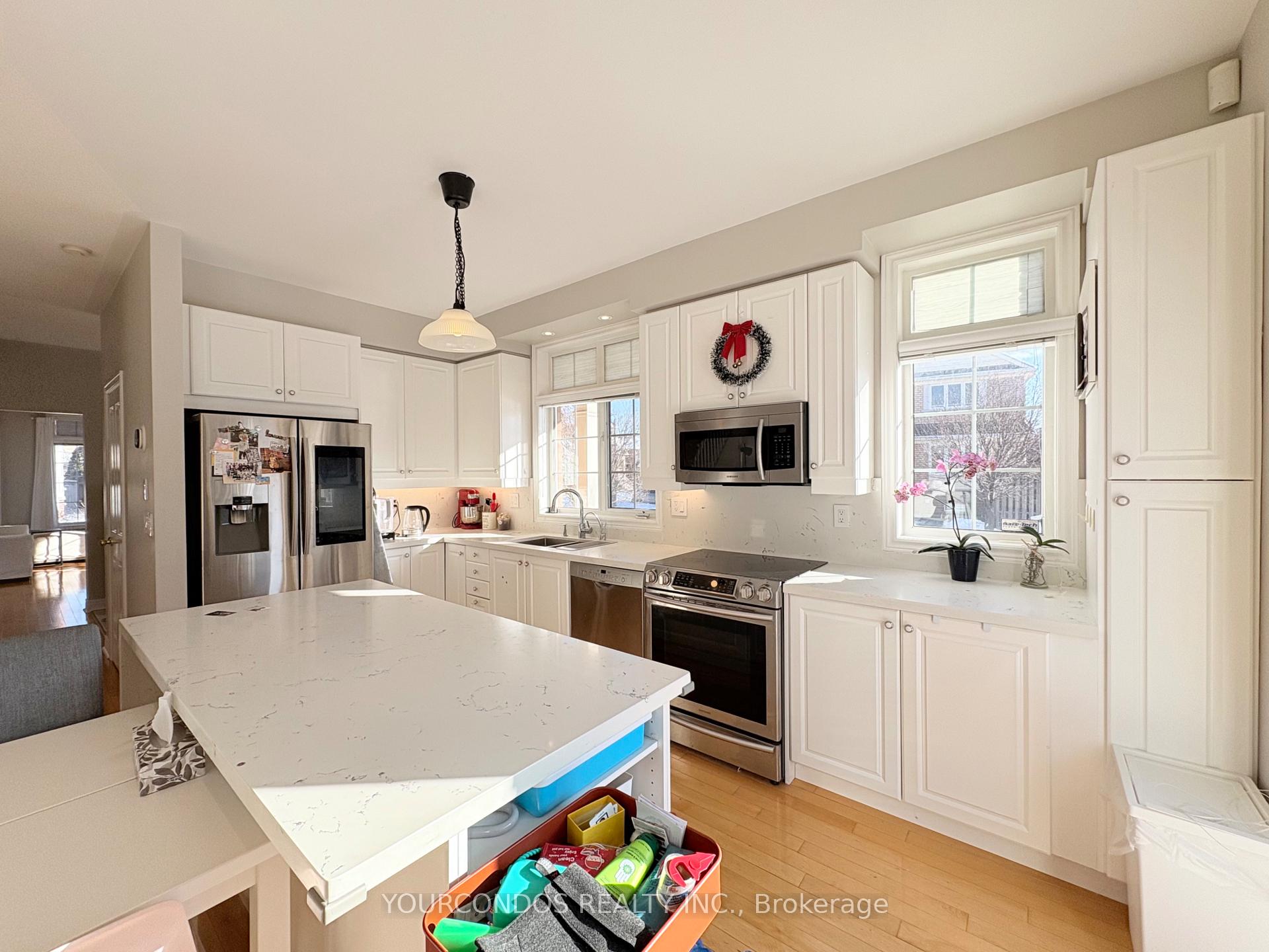 Photo 15 of 66 Crawford Street, Markham, Berczy — HOMEH