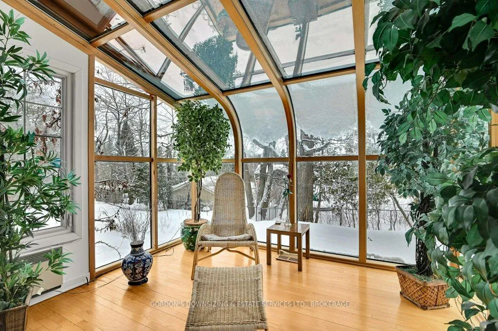 Photo 9 of 109 Dorothea Drive, Ottawa, Mooneys Bay/Revelstoke — HOMEH