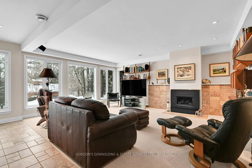 Photo 25 of 109 Dorothea Drive, Ottawa, Mooneys Bay/Revelstoke — HOMEH
