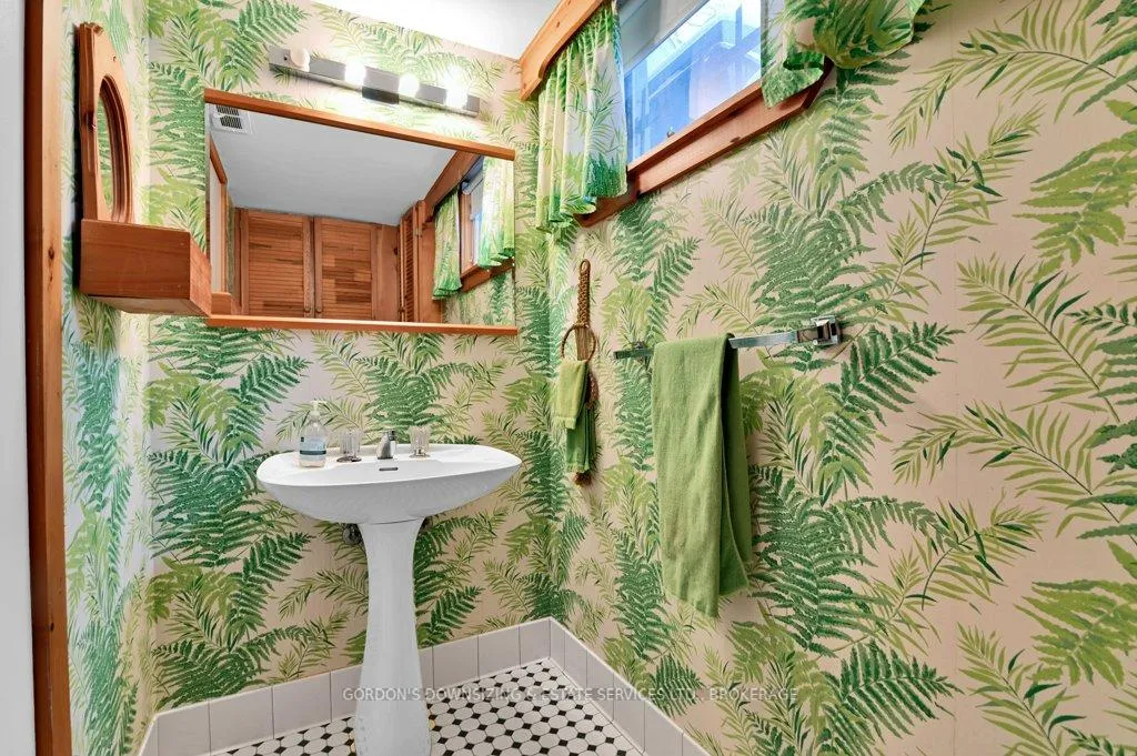 Photo 30 of 109 Dorothea Drive, Ottawa, Mooneys Bay/Revelstoke — HOMEH