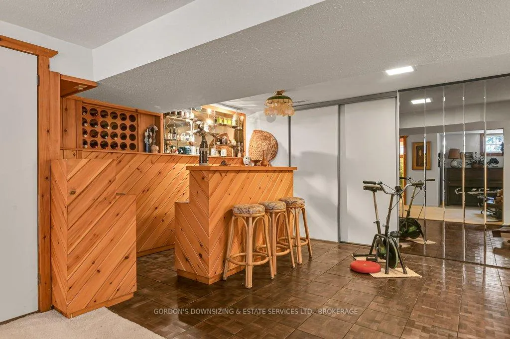 Photo 32 of 109 Dorothea Drive, Ottawa, Mooneys Bay/Revelstoke — HOMEH