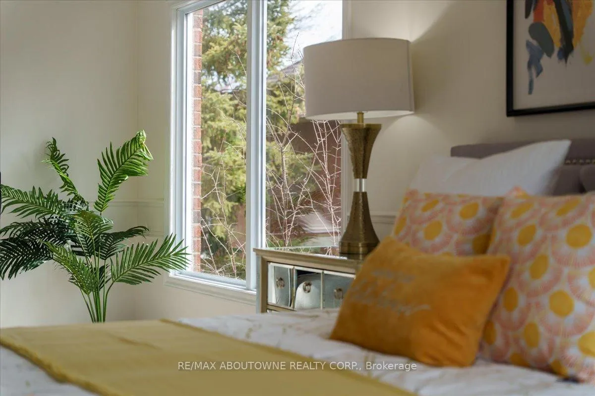 Photo 29 of 1320 Monks Passage, Oakville, Glen Abbey — HOMEH