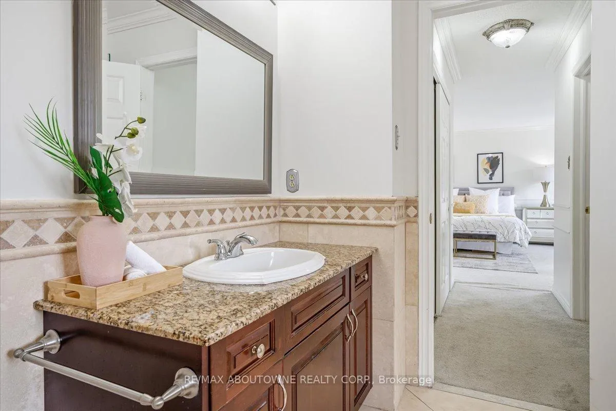 Photo 31 of 1320 Monks Passage, Oakville, Glen Abbey — HOMEH