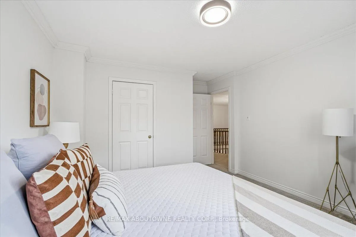 Photo 38 of 1320 Monks Passage, Oakville, Glen Abbey — HOMEH