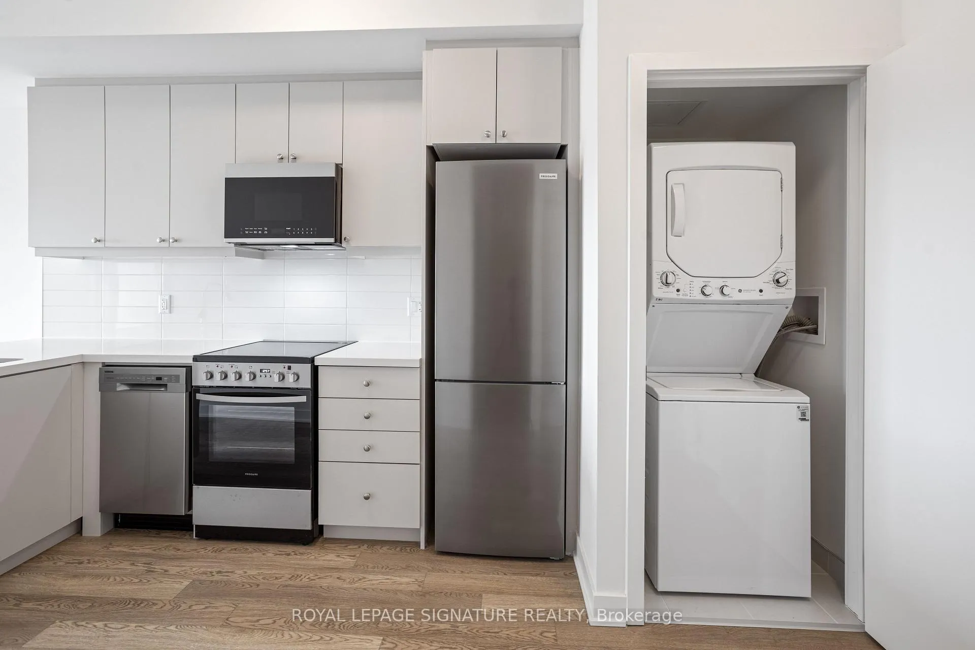 Photo 3 of Unit 520, 51 Clarington Boulevard, Clarington, Bowmanville — HOMEH