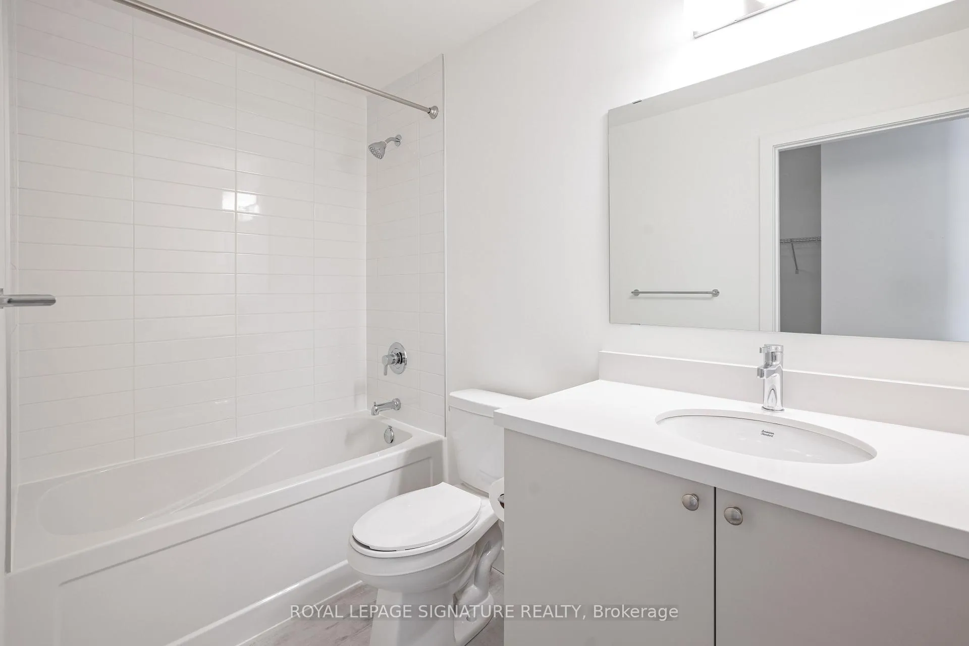 Photo 12 of Unit 520, 51 Clarington Boulevard, Clarington, Bowmanville — HOMEH