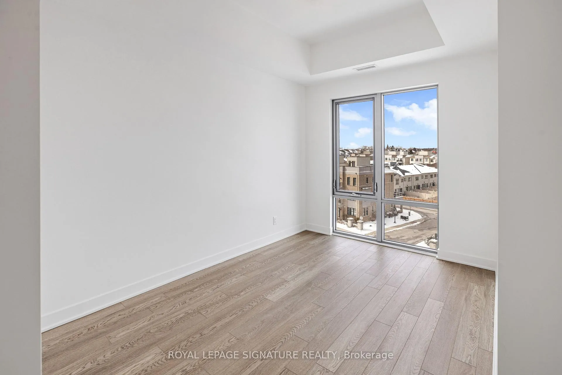 Photo 19 of Unit 520, 51 Clarington Boulevard, Clarington, Bowmanville — HOMEH