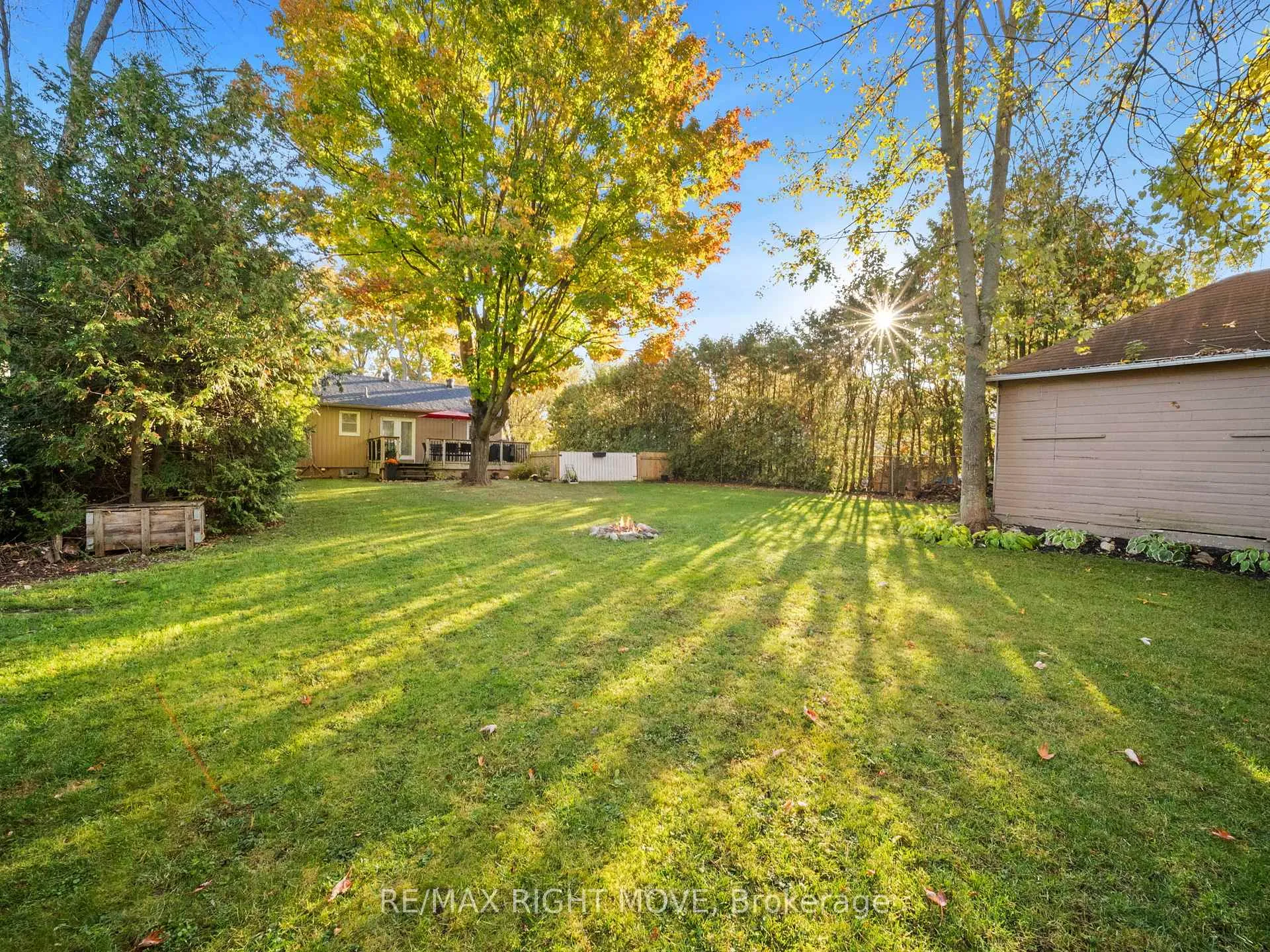 Photo 29 of 603 High Street, Orillia — HOMEH