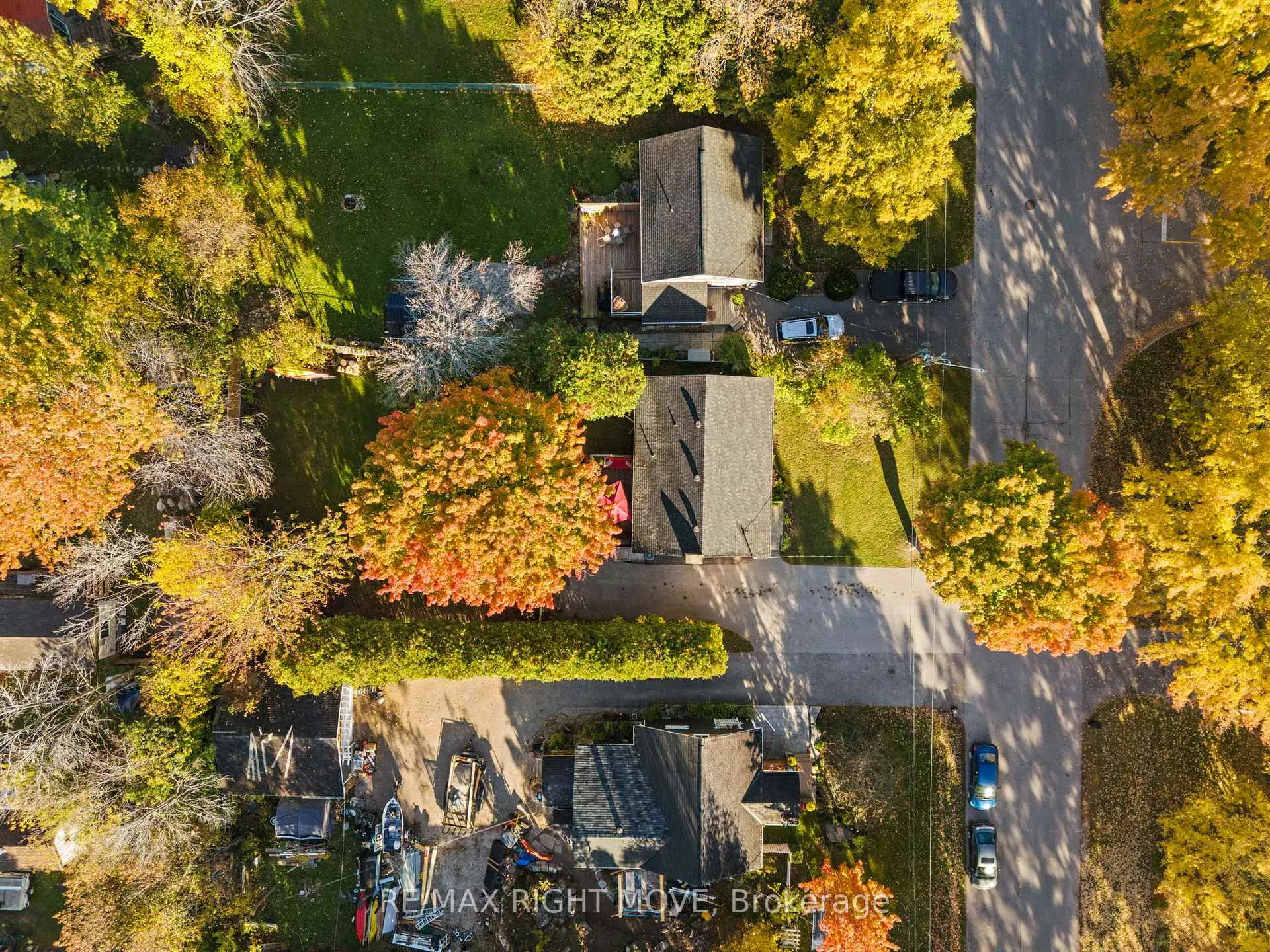 Photo 34 of 603 High Street, Orillia — HOMEH