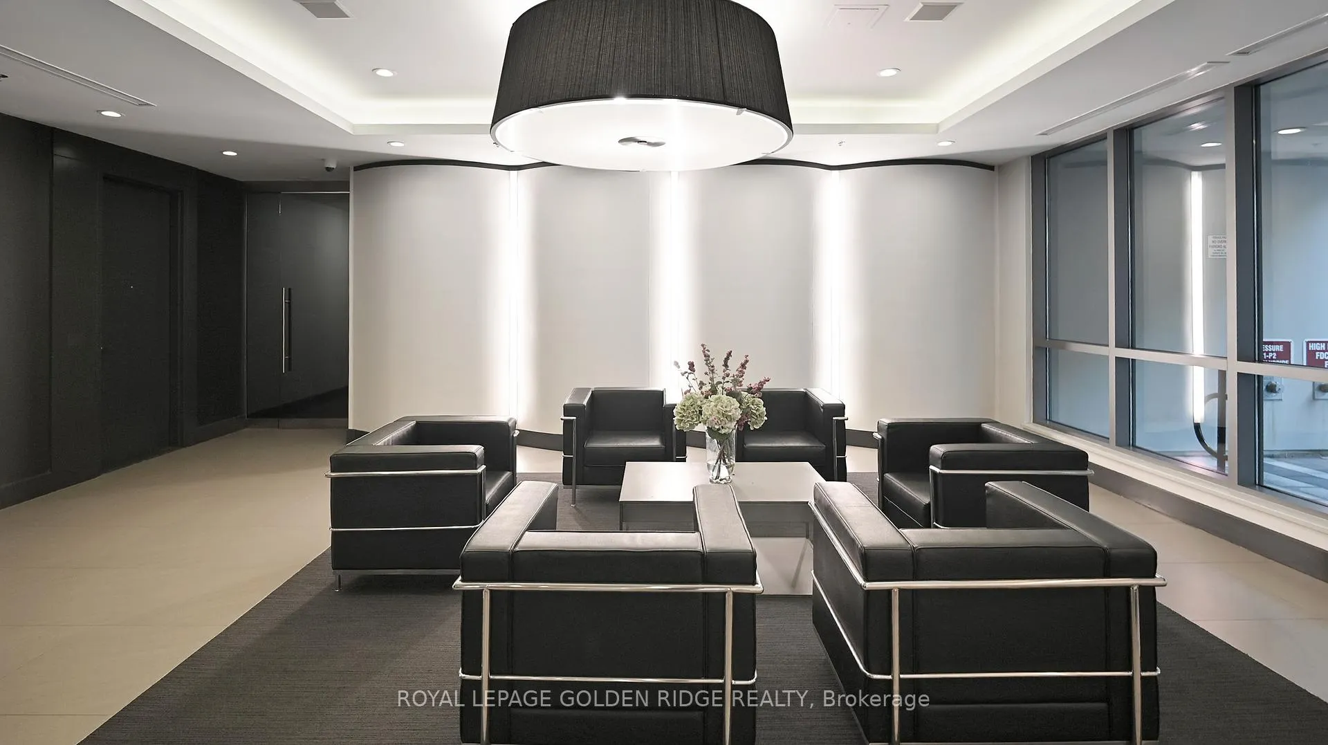 Photo 8 of Unit 224, 377 Madison Avenue, Toronto, Casa Loma — HOMEH
