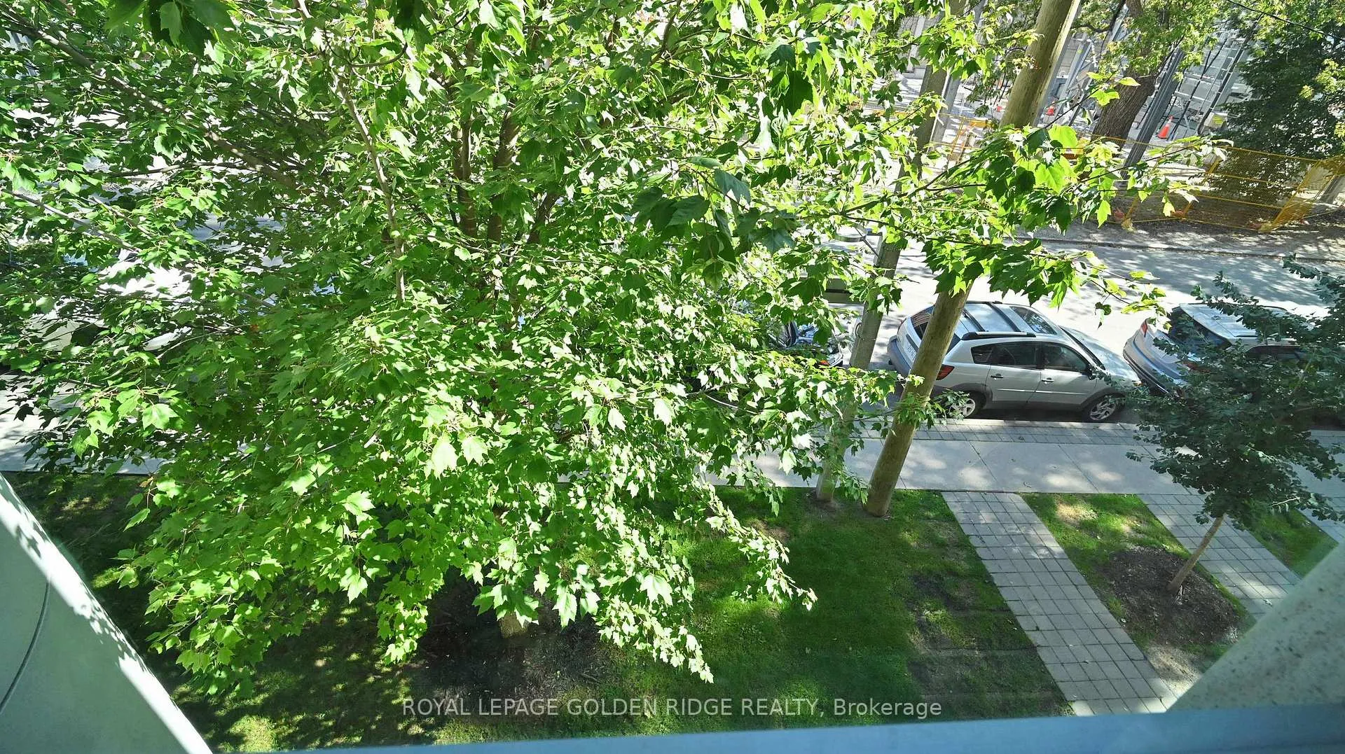 Photo 32 of Unit 224, 377 Madison Avenue, Toronto, Casa Loma — HOMEH