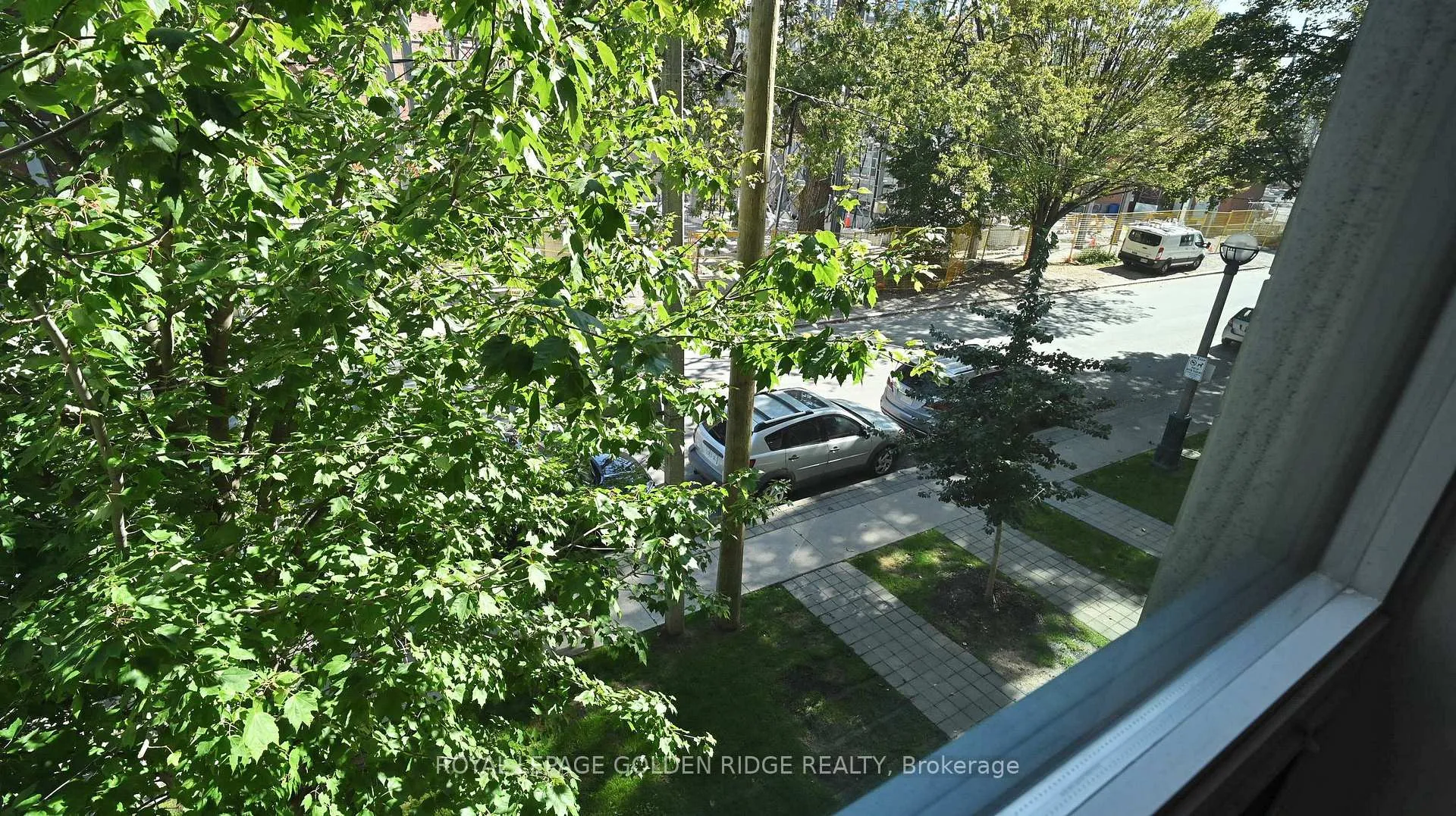 Photo 34 of Unit 224, 377 Madison Avenue, Toronto, Casa Loma — HOMEH