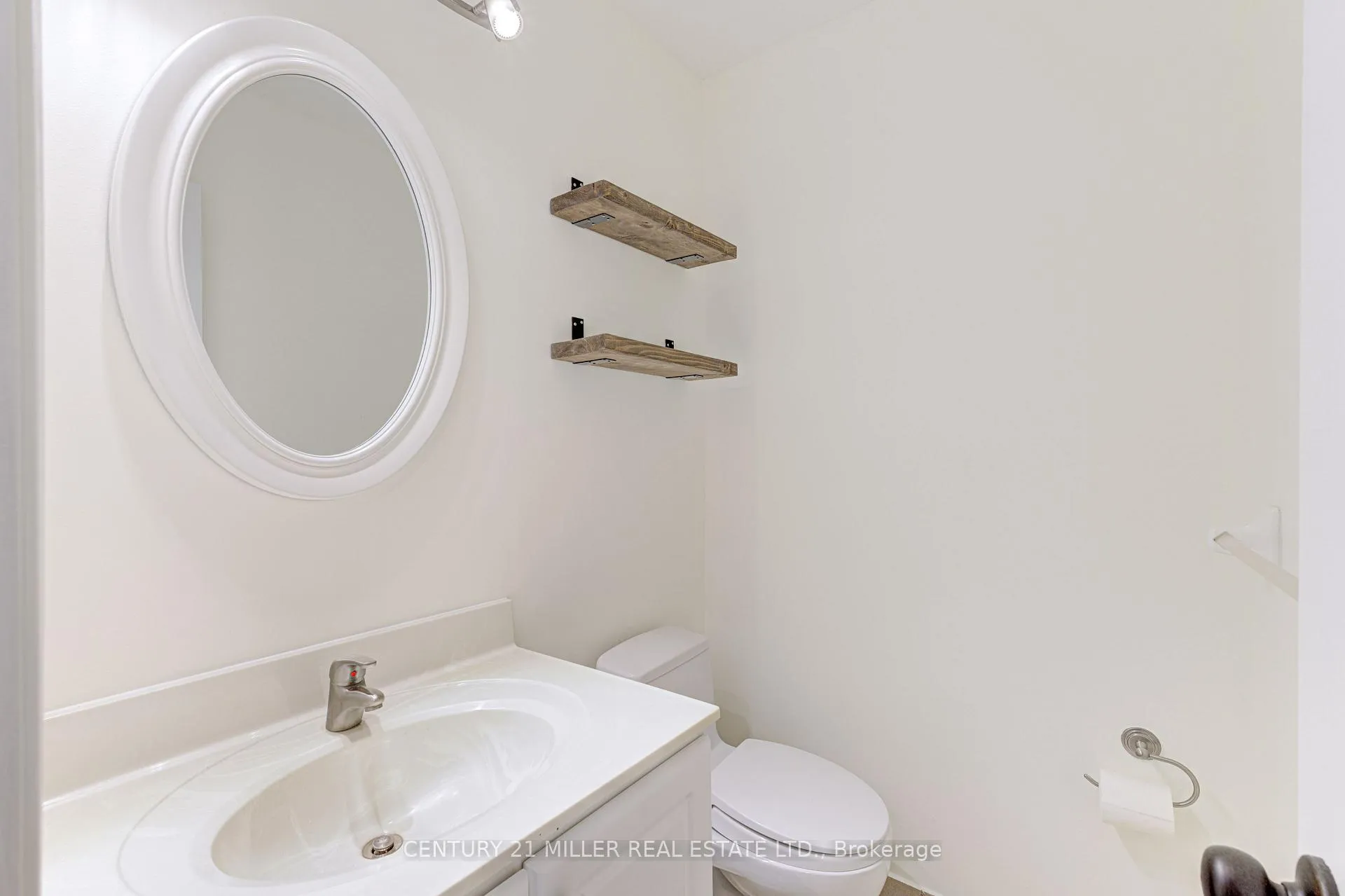 Photo 38 of 163 Castle Crescent, Oakville, Ford — HOMEH