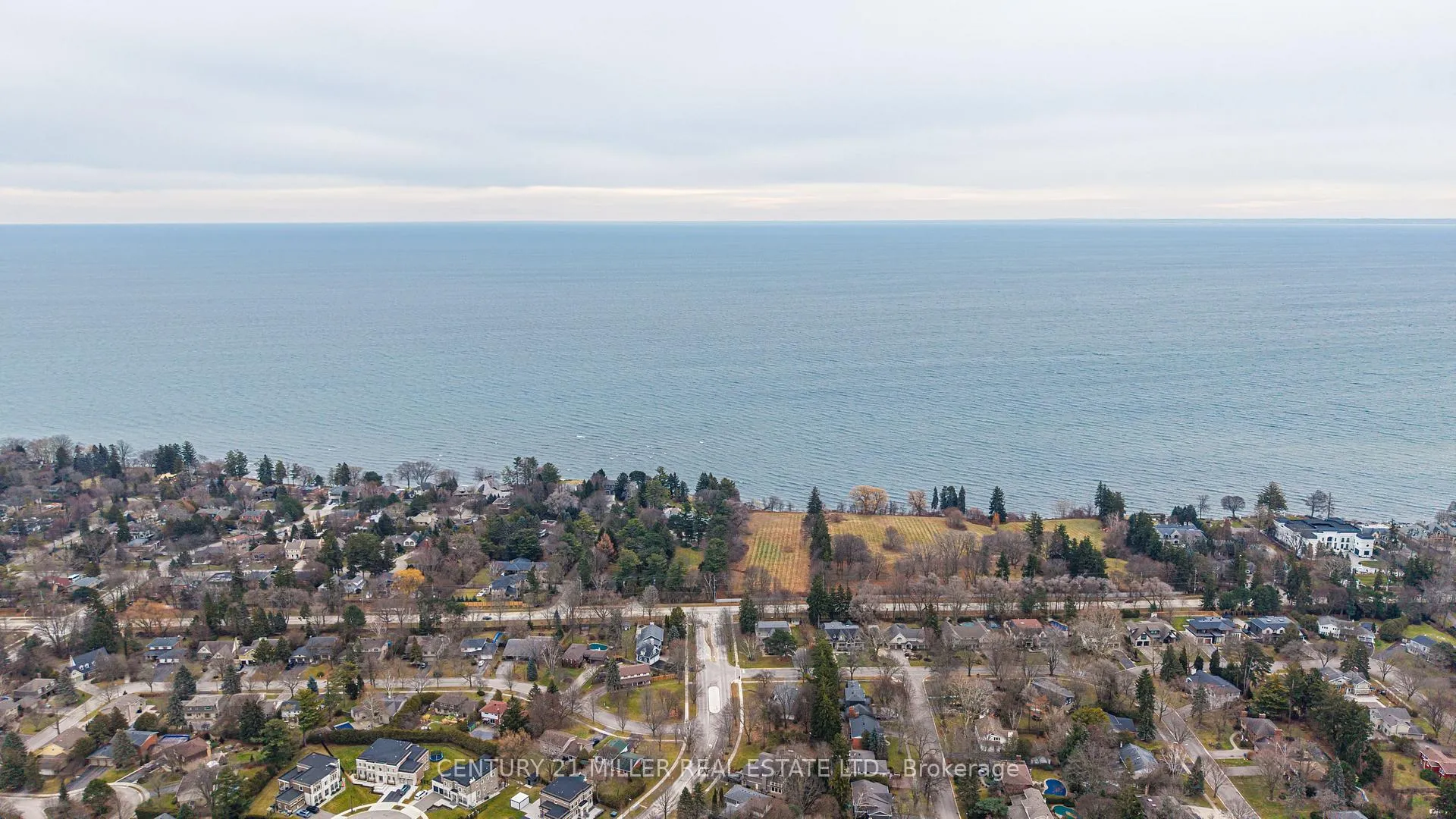 Photo 46 of 163 Castle Crescent, Oakville, Ford — HOMEH