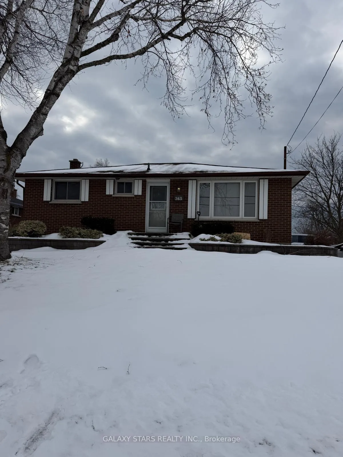 Photo 3 of Unit Main Floor, 763 Olive Avenue, Oshawa, Donevan — HOMEH