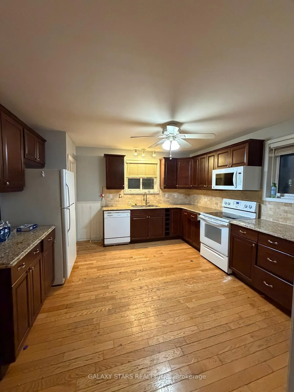 Photo 10 of Unit Main Floor, 763 Olive Avenue, Oshawa, Donevan — HOMEH