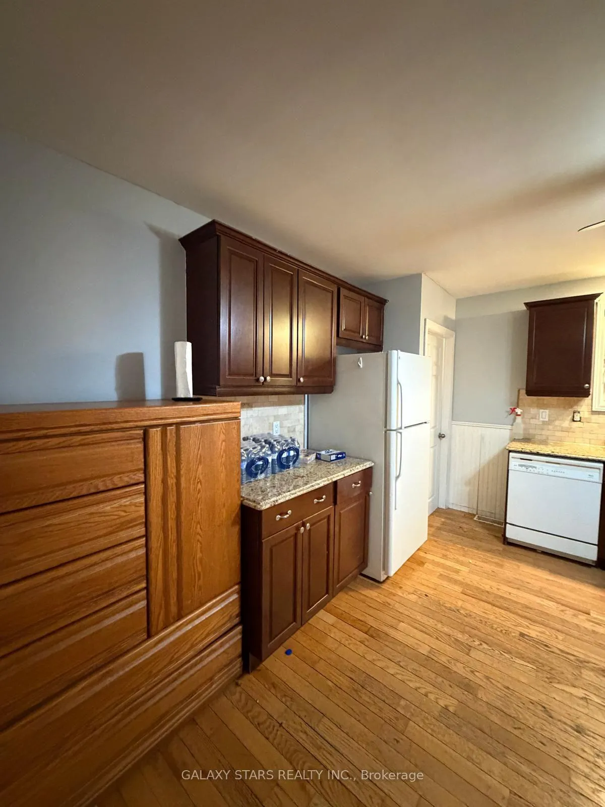 Photo 11 of Unit Main Floor, 763 Olive Avenue, Oshawa, Donevan — HOMEH