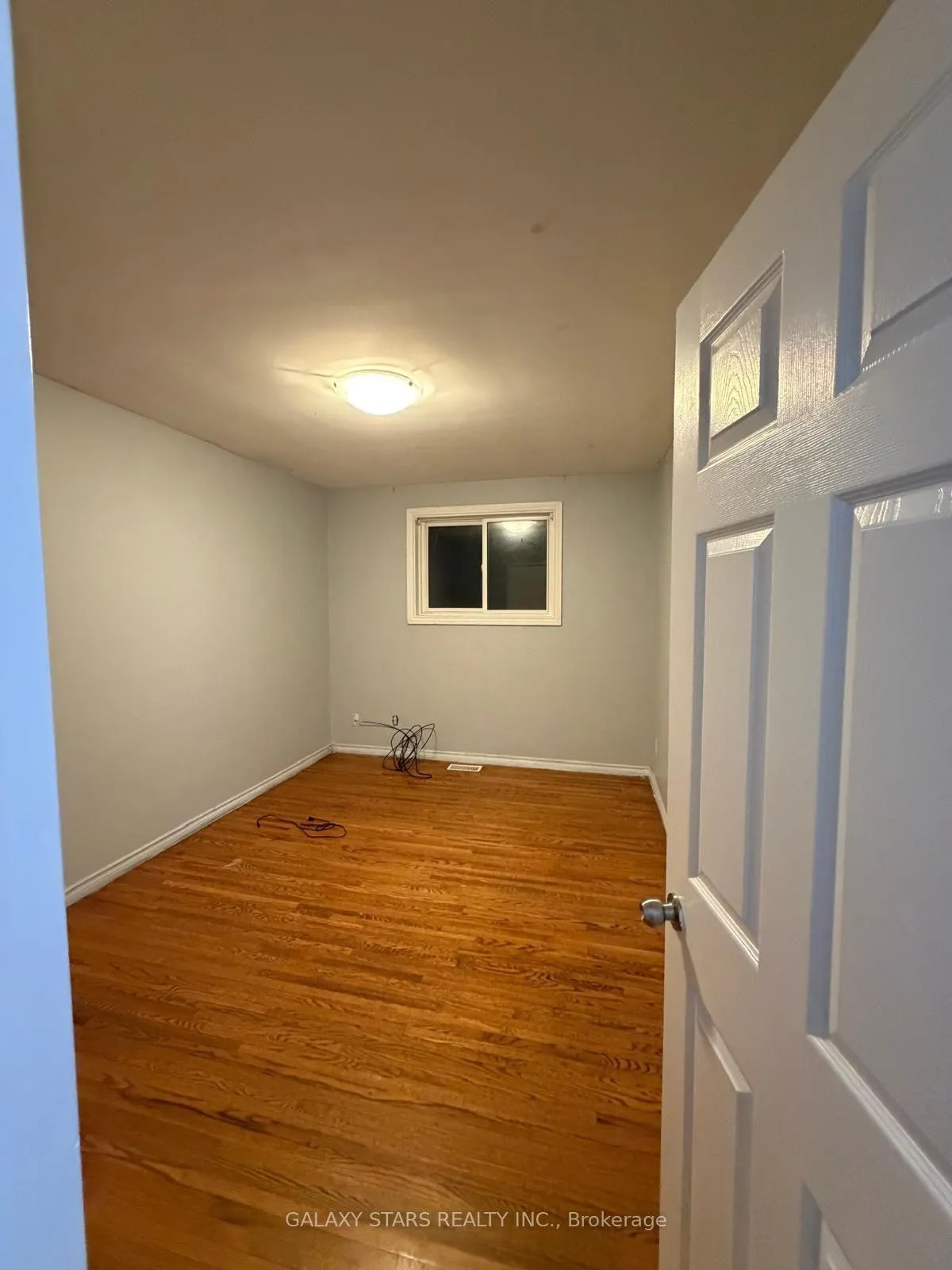 Photo 16 of Unit Main Floor, 763 Olive Avenue, Oshawa, Donevan — HOMEH