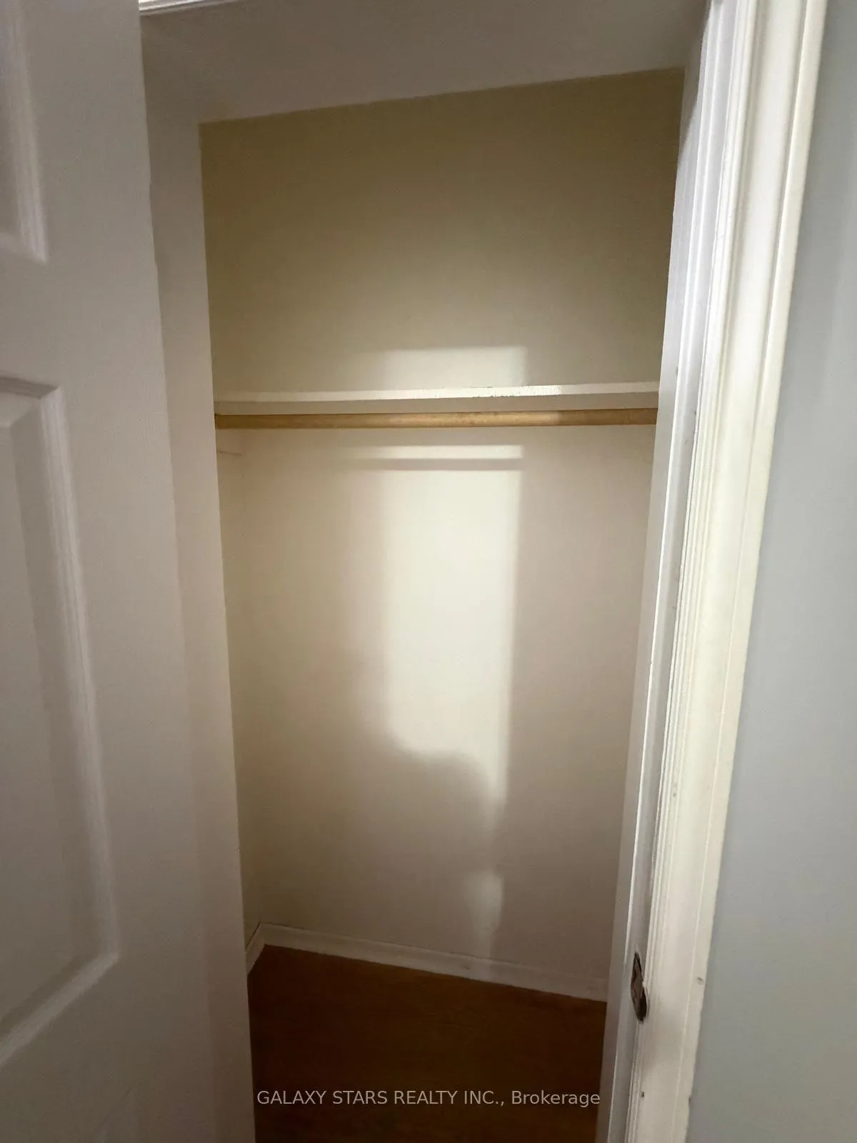 Photo 18 of Unit Main Floor, 763 Olive Avenue, Oshawa, Donevan — HOMEH