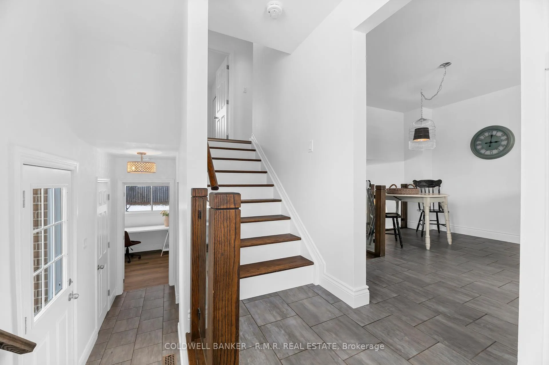 Photo 10 of 8 Charlbrook Avenue, Barrie, Cundles East — HOMEH
