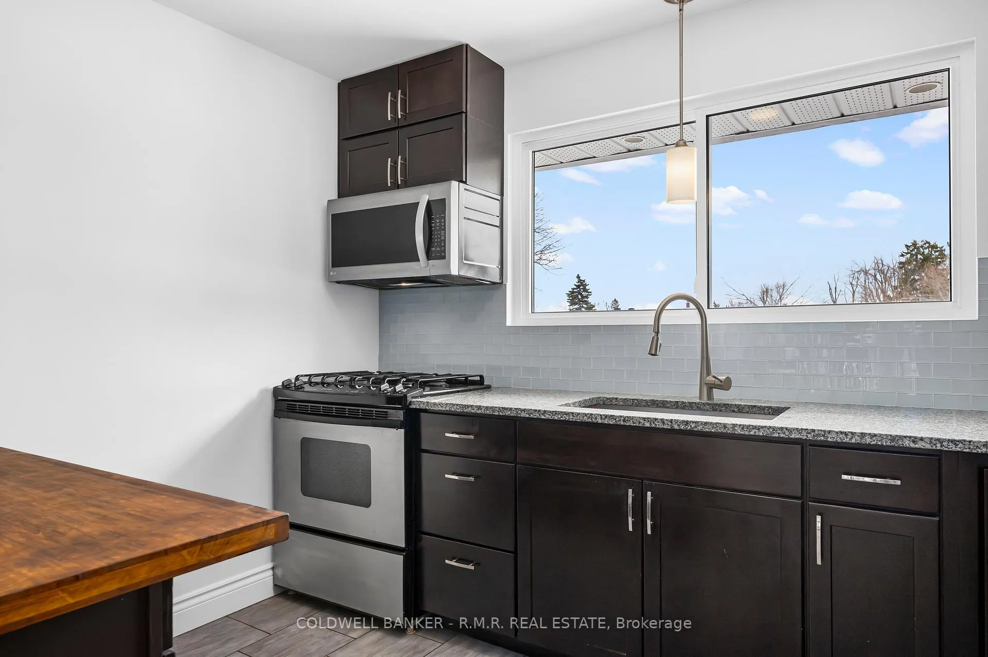 Photo 12 of 8 Charlbrook Avenue, Barrie, Cundles East — HOMEH
