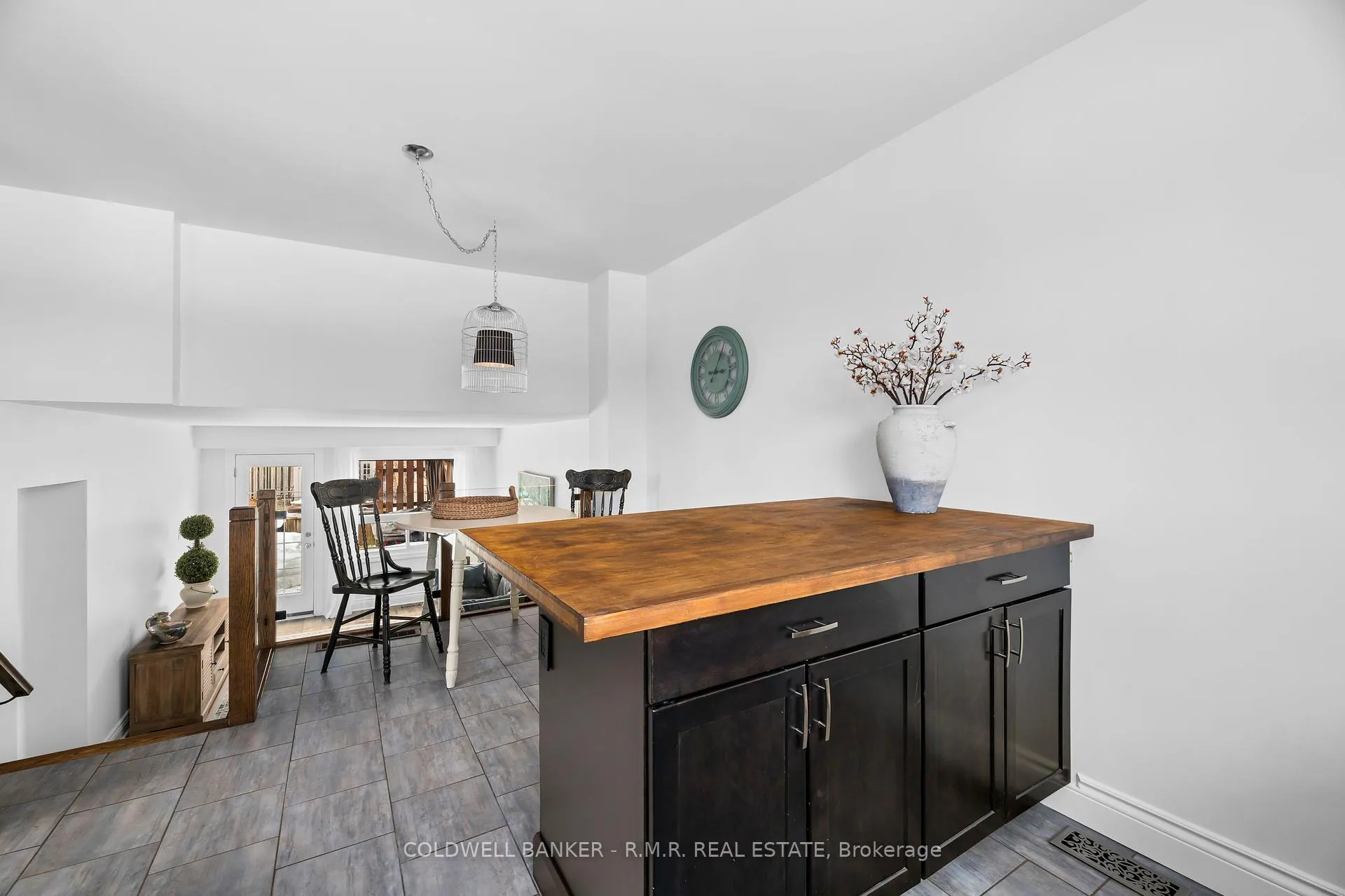 Photo 15 of 8 Charlbrook Avenue, Barrie, Cundles East — HOMEH