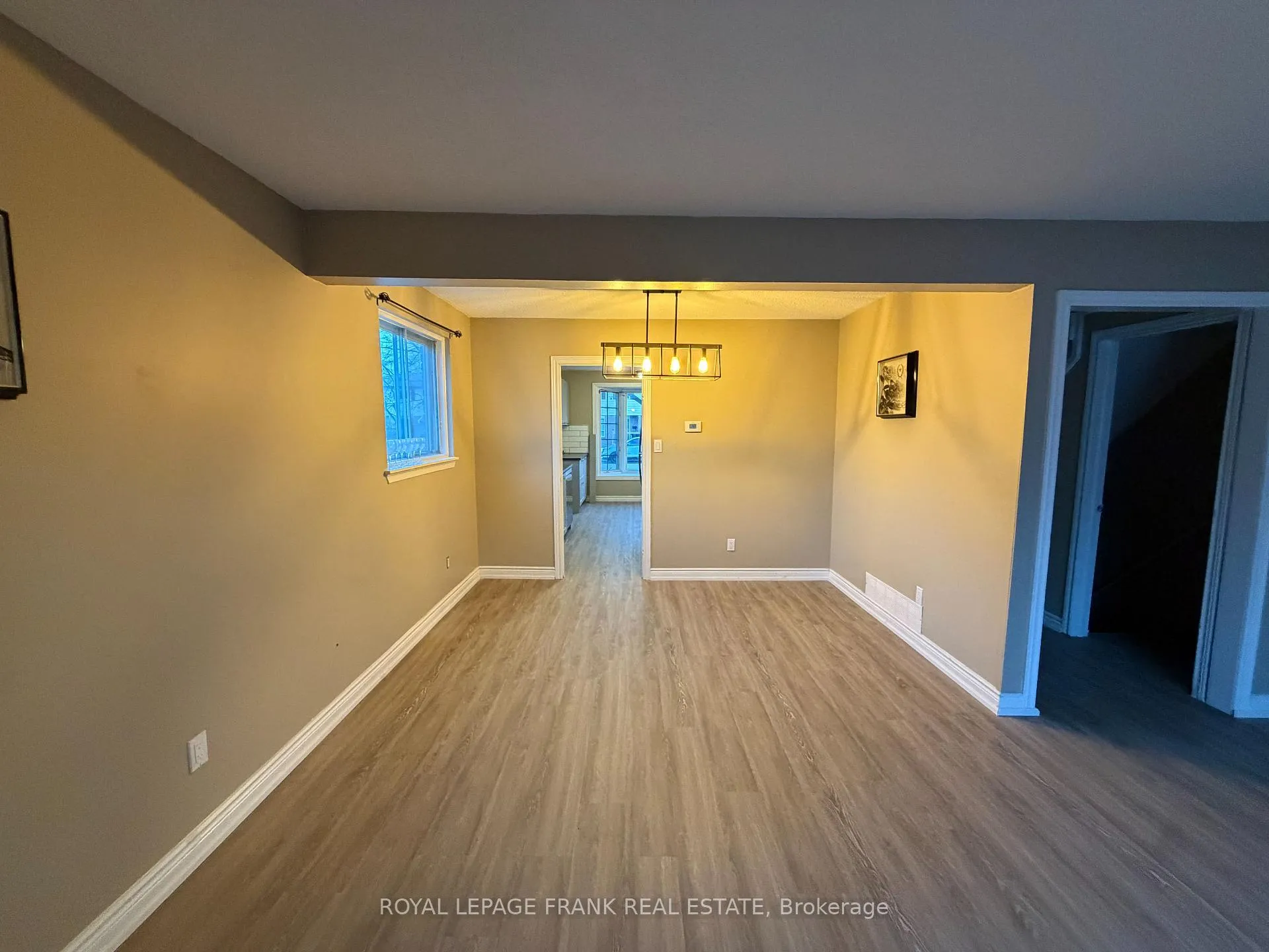 Photo 8 of 16 Loscombe Drive, Clarington, Bowmanville — HOMEH