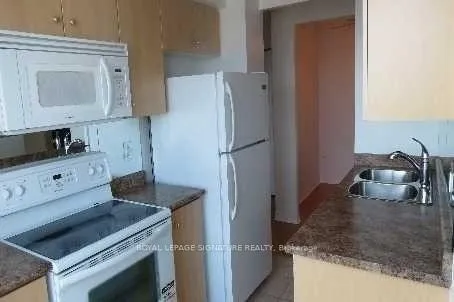 Photo 2 of Unit 1807, 212 Eglinton Avenue E, Toronto, Mount Pleasant West — HOMEH