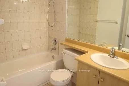 Photo 8 of Unit 1807, 212 Eglinton Avenue E, Toronto, Mount Pleasant West — HOMEH